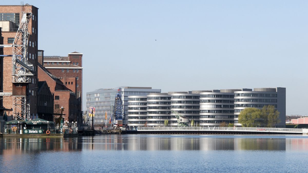 Bürokomplex 'Five Boats' im Duisburger Innenhafen